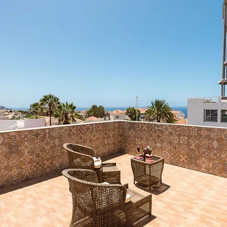 Naranja Mit Beheiztem Pool Und Meerblick By Interhome カジャオ・サルバヘ