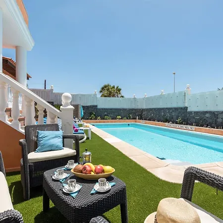 Casa vacanze Naranja Mit Beheiztem Pool Und Meerblick By Interhome