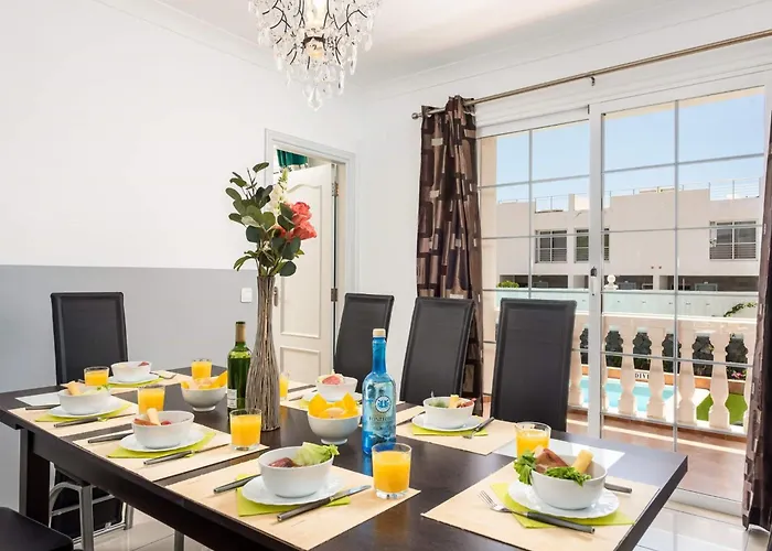 Holiday home Naranja Mit Beheiztem Pool Und Meerblick By Interhome