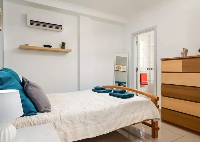 Naranja Mit Beheiztem Pool Und Meerblick By Interhome 度假居 卡亚俄萨尔瓦赫